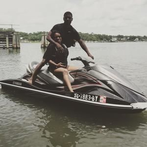 Meet your Posher, Brit